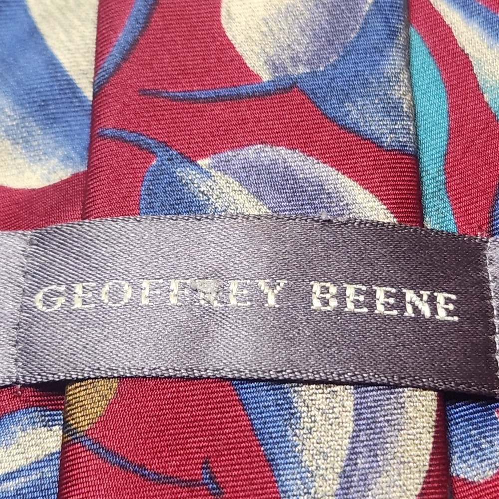 VINTAGE Geoffrey Beene Tie Mens Silk Abstract Floral Geometric Burgundy Blue 90s - Picture 2 of 4